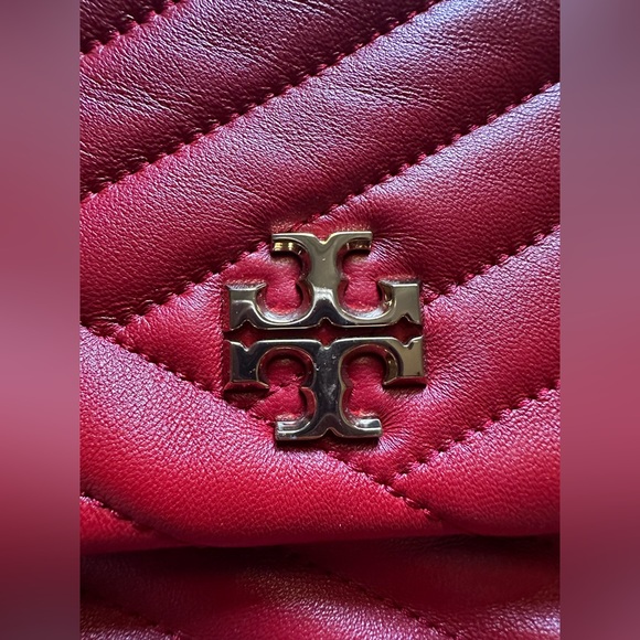 Tory Burch Kira Chevron Convertible Shoulder Bag - Picture 8 of 16